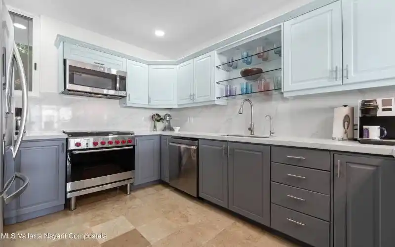 Kitchen - Cocina