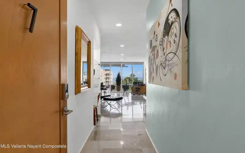 Entrance - Entrada
