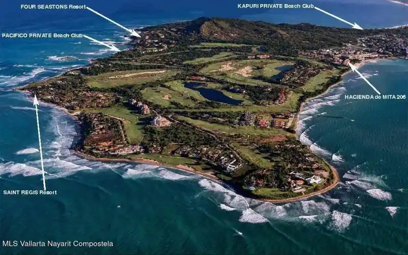 48 PM Private Resort Aerial