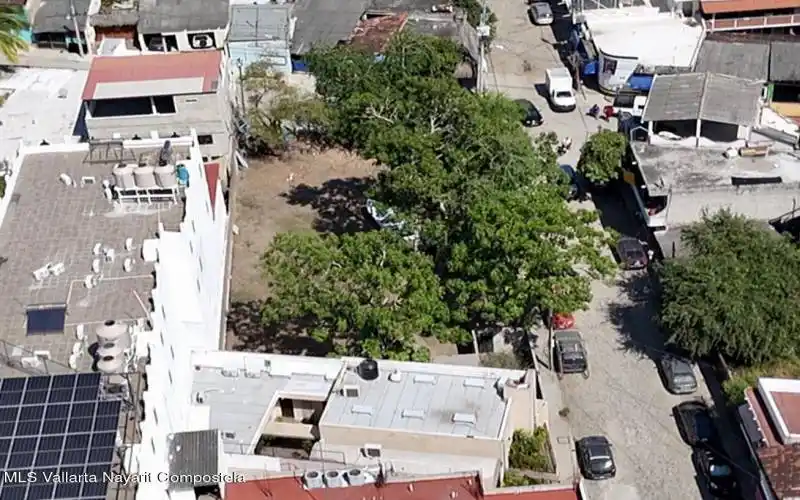 2025-11-04-12-48-33-831