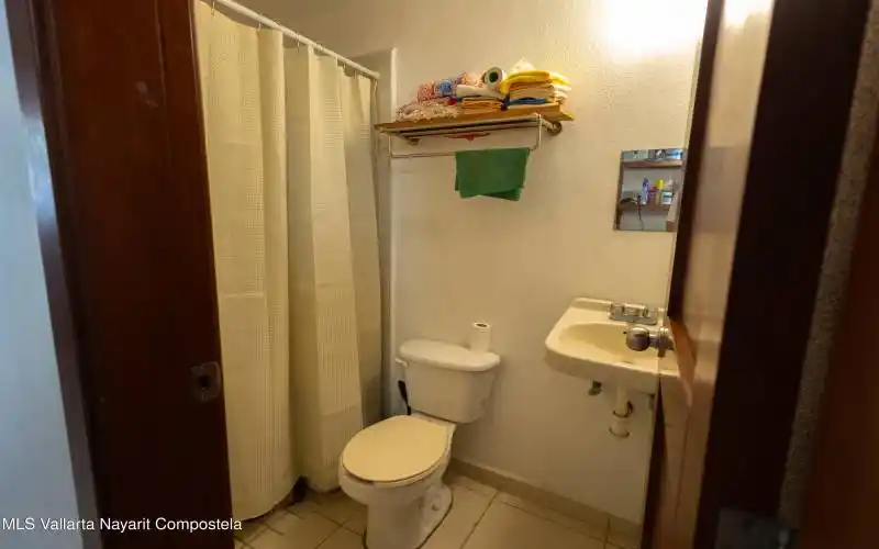 4 full bathroom