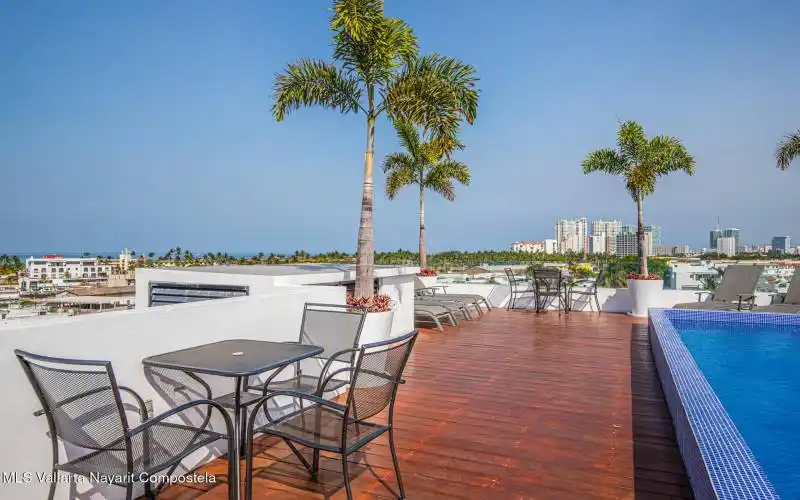 Cambria Common Areas - 00004