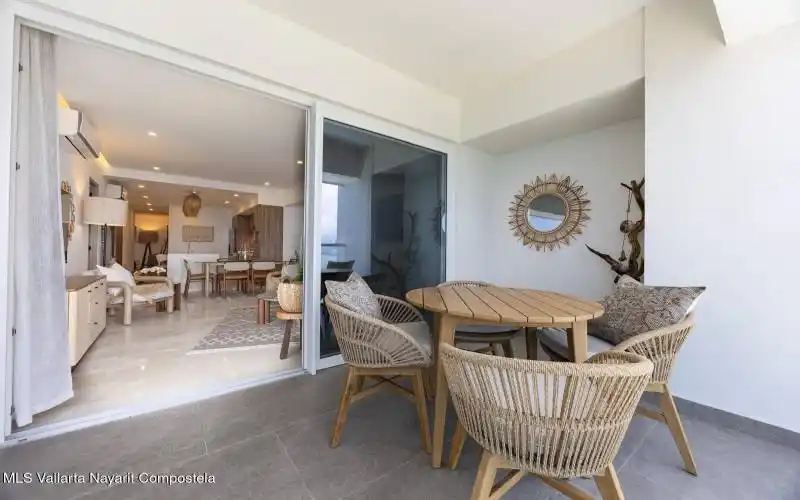 af0e3354-92d2-46b5-96b9-16a74e2a0154