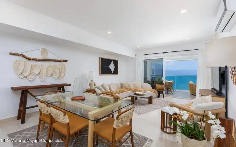 495a6113-294b-4223-9b9d-a68f829e0f03