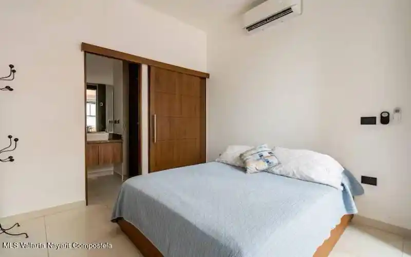 WhatsApp Image 2025-11-10 at 1.50.45 PM