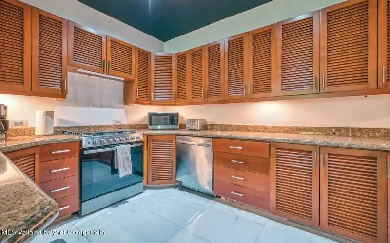 WhatsApp Image 2025-10-14 at 4.28.27 PM