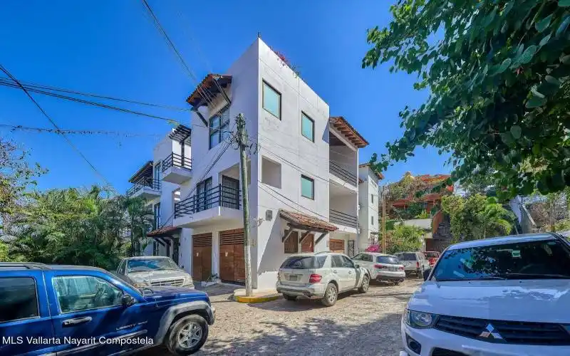 WhatsApp Image 2025-10-14 at 4.28.27 PM