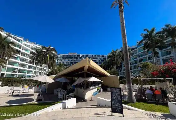 Buiding & common Area