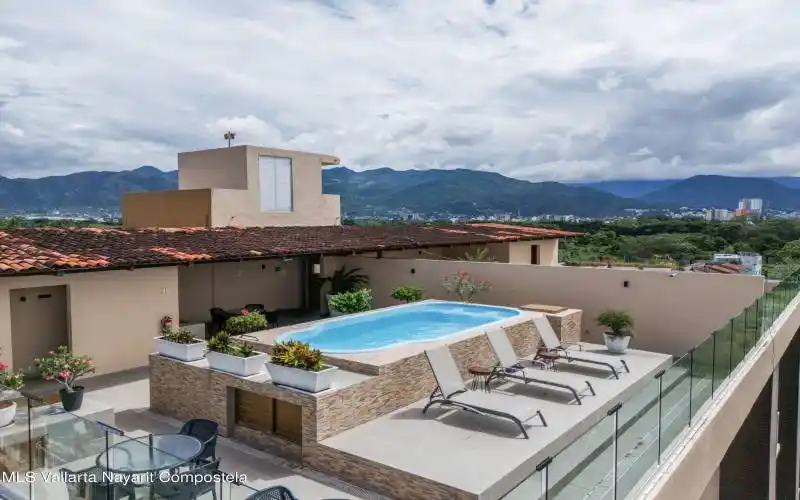 24-DJI_20241008135338_0113_D_dng