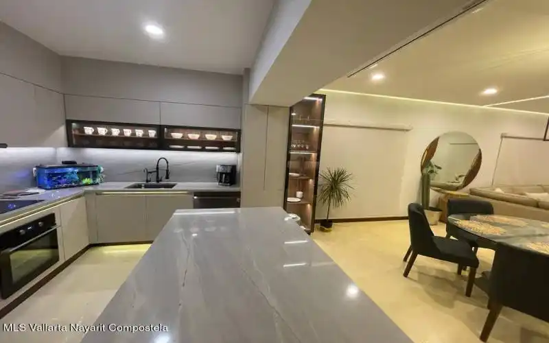 c087978a-e58e-4361-9a15-719cf0362ac4