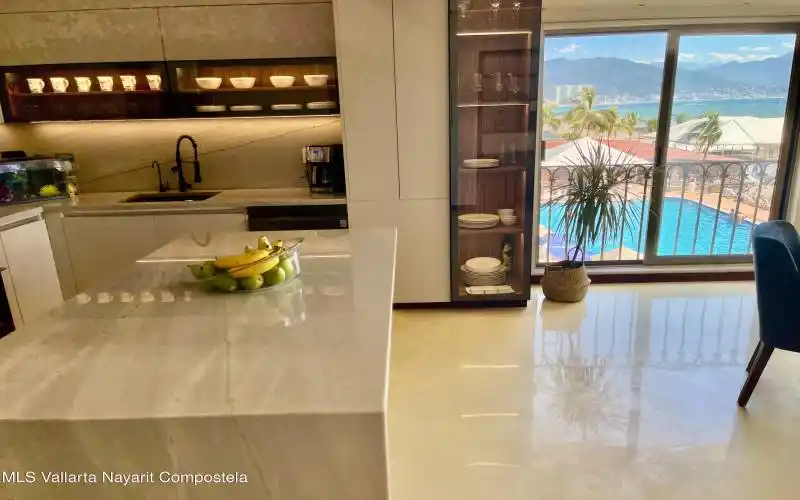 937665d8-d7ee-4041-aa83-3ea64a8d9696