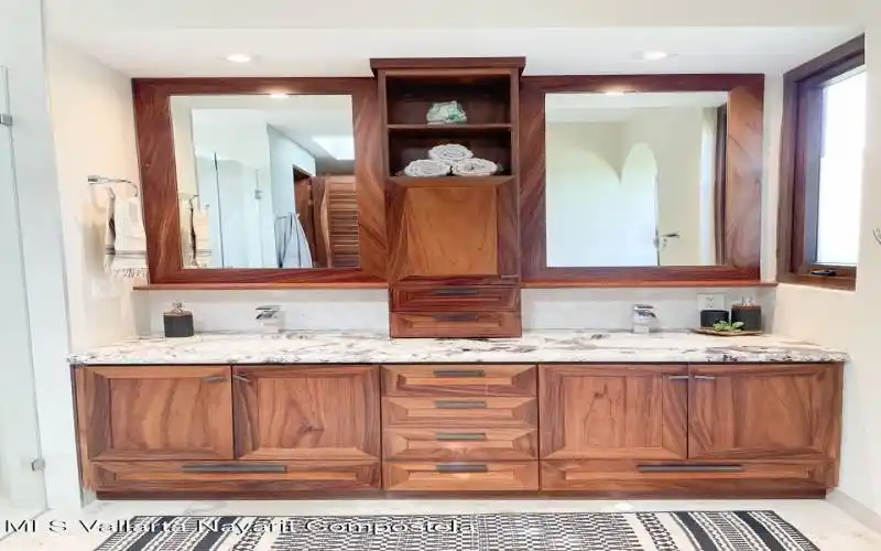 48d1cabf-31fe-4fc5-af72-e466b3d7f518