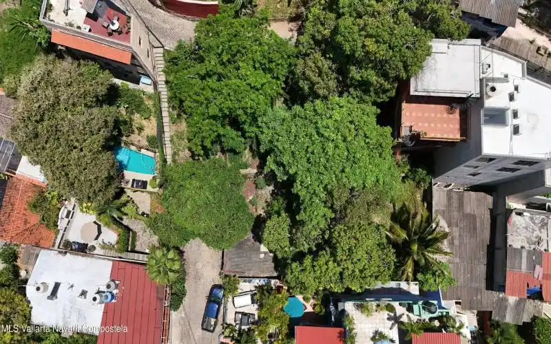 WhatsApp Image 2025-10-15 at 10.14.33 (2