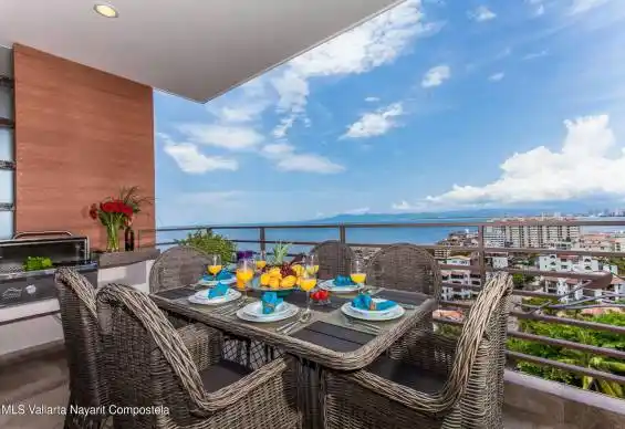 20180728181737764050000000-o