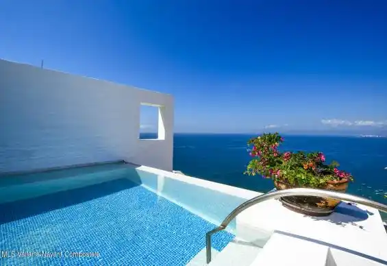 179 PRL. PSO DE LAS CONCHAS CHINAS, Puerto Vallarta, JALISCO, 4 Bedrooms Bedrooms, 0 ,3 BathroomsBathrooms,Condo,For Sale,PRL. PSO DE LAS CONCHAS CHINAS,0,42169