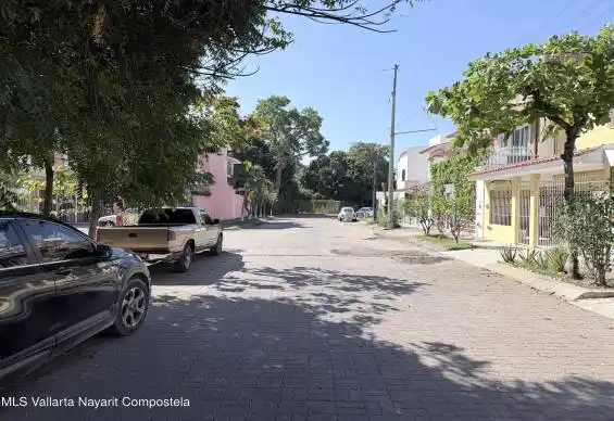 275 C. Paseo del Salmon, Puerto Vallarta, JALISCO, 3 Bedrooms Bedrooms, 0 ,3 BathroomsBathrooms,House,For Sale,C. Paseo del Salmon,0,42233