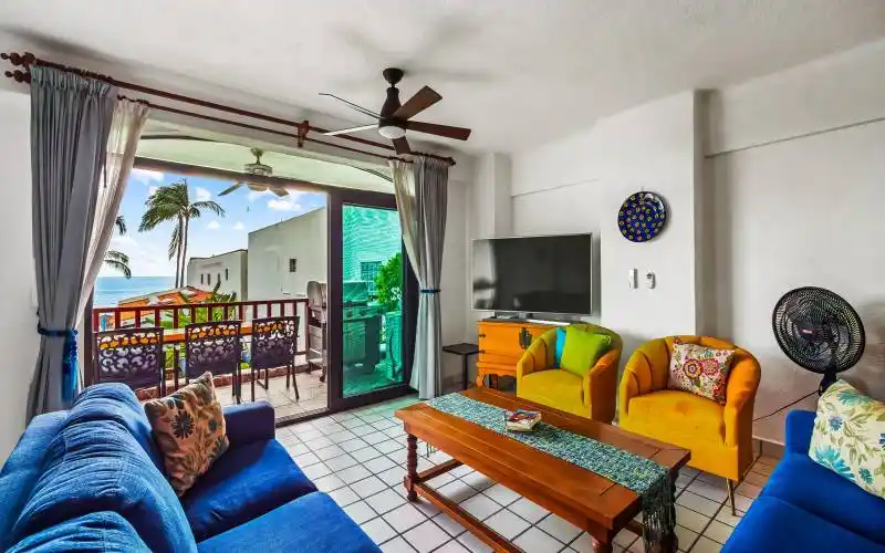004_Brisas Vallarta 103Living room 2